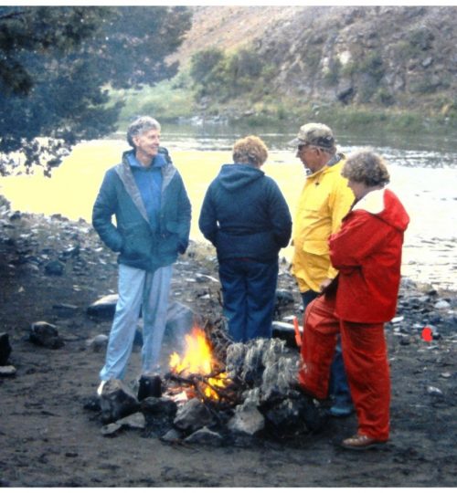 Campfires were normal. There was alwas plenty of firewood, but no chairs!